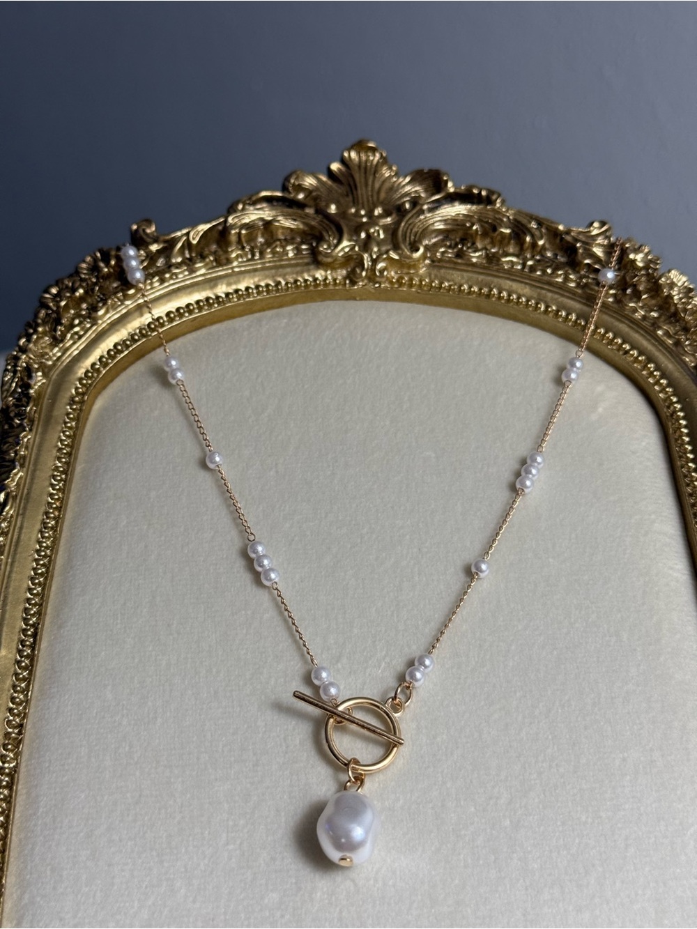 Gold Pearl Toggle Pendant Necklace - Elegant Women’s Jewelry Toggle Clasp